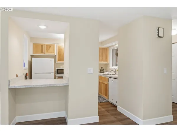 $310,000 | 417 Stonewood Drive, Eugene, OR 97405