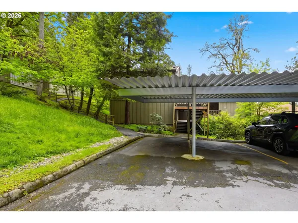 $310,000 | 417 Stonewood Drive, Eugene, OR 97405