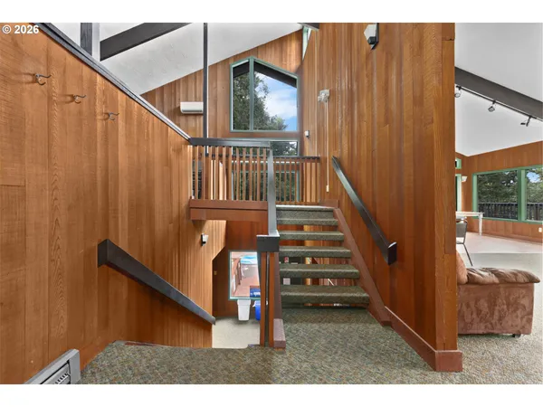 $310,000 | 417 Stonewood Drive, Eugene, OR 97405