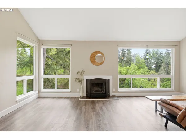 $310,000 | 417 Stonewood Drive, Eugene, OR 97405