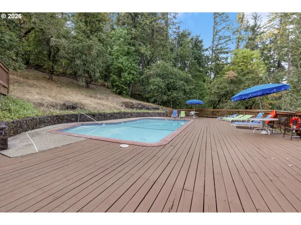 $310,000 | 417 Stonewood Drive, Eugene, OR 97405