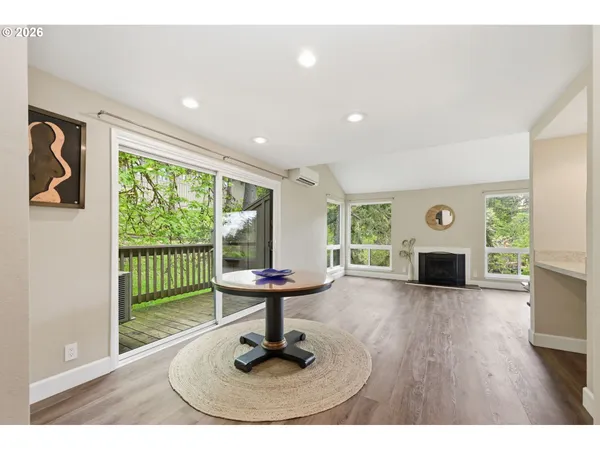 $310,000 | 417 Stonewood Drive, Eugene, OR 97405