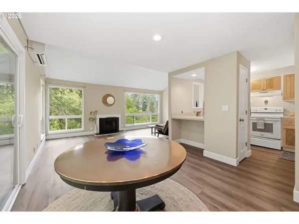 $310,000 | 417 Stonewood Drive, Eugene, OR 97405