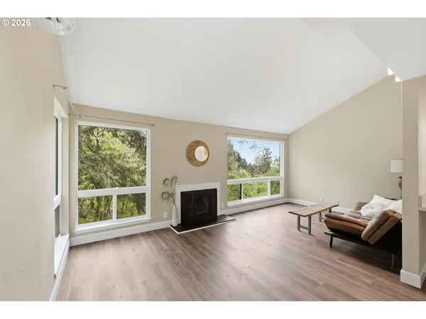 $310,000 | 417 Stonewood Drive, Eugene, OR 97405