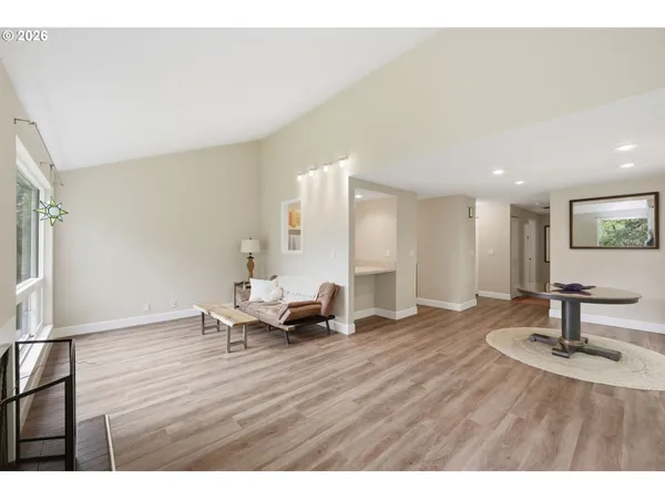 $310,000 | 417 Stonewood Drive, Eugene, OR 97405