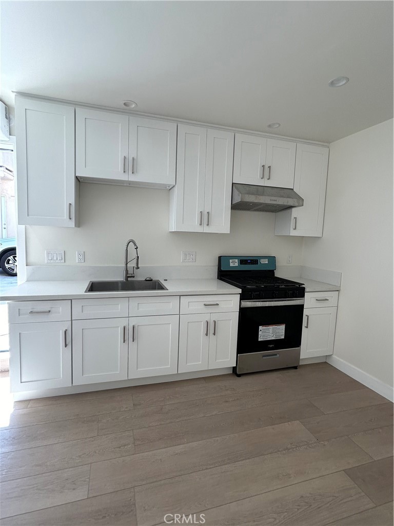 212 South Reeves Drive, Unit 4 Beverly Hills, CA 90212 - Photo 10 of 10