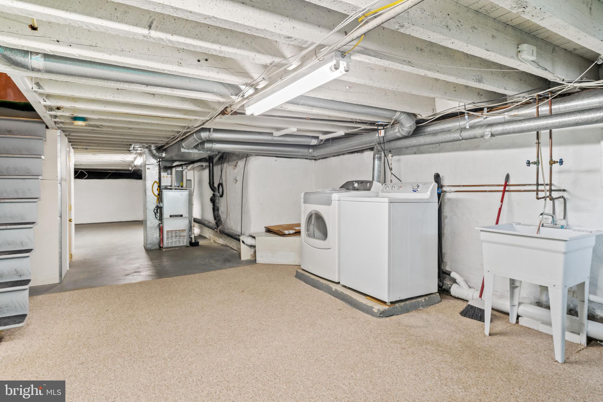 1911 South 3rd Street Philadelphia, PA 19148 - Photo 28 of 35 Basement/laundry