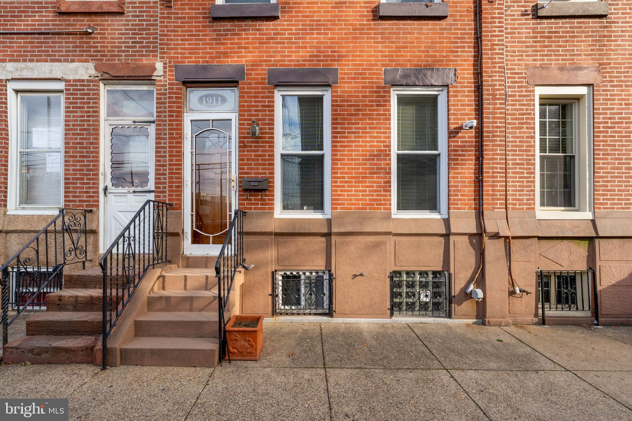1911 South 3rd Street Philadelphia, PA 19148 - Photo 4 of 35 Exterior front