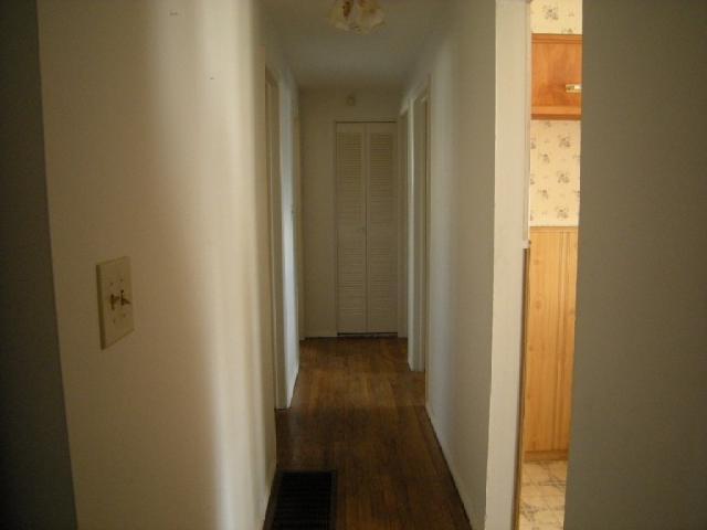 2213 Case Road Columbus, OH 43224 - Photo 5 of 6