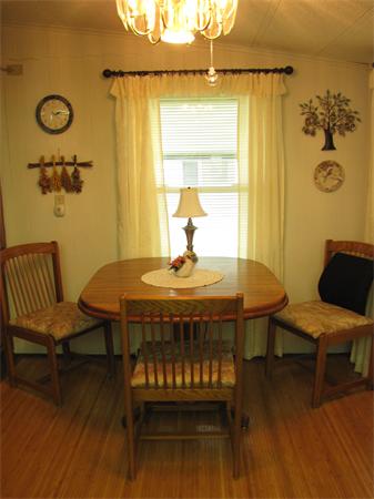 16 Williams Way Westfield, MA 01085 - Photo 4 of 11 Gallery Image 4