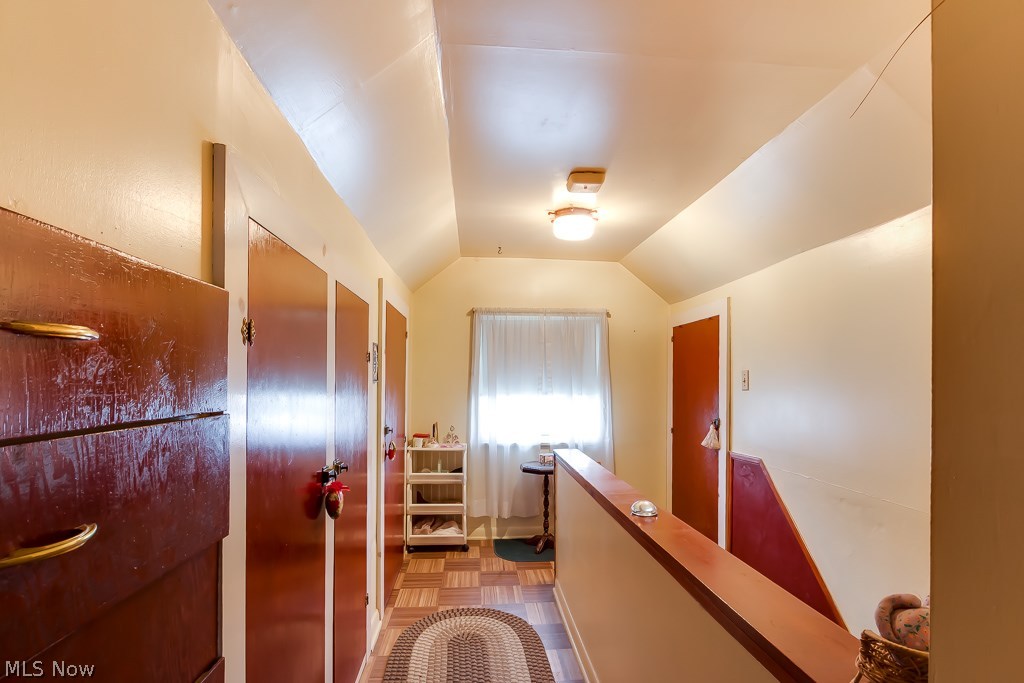 13304 Havana Road Cleveland, OH 44125 - Photo 17 of 21