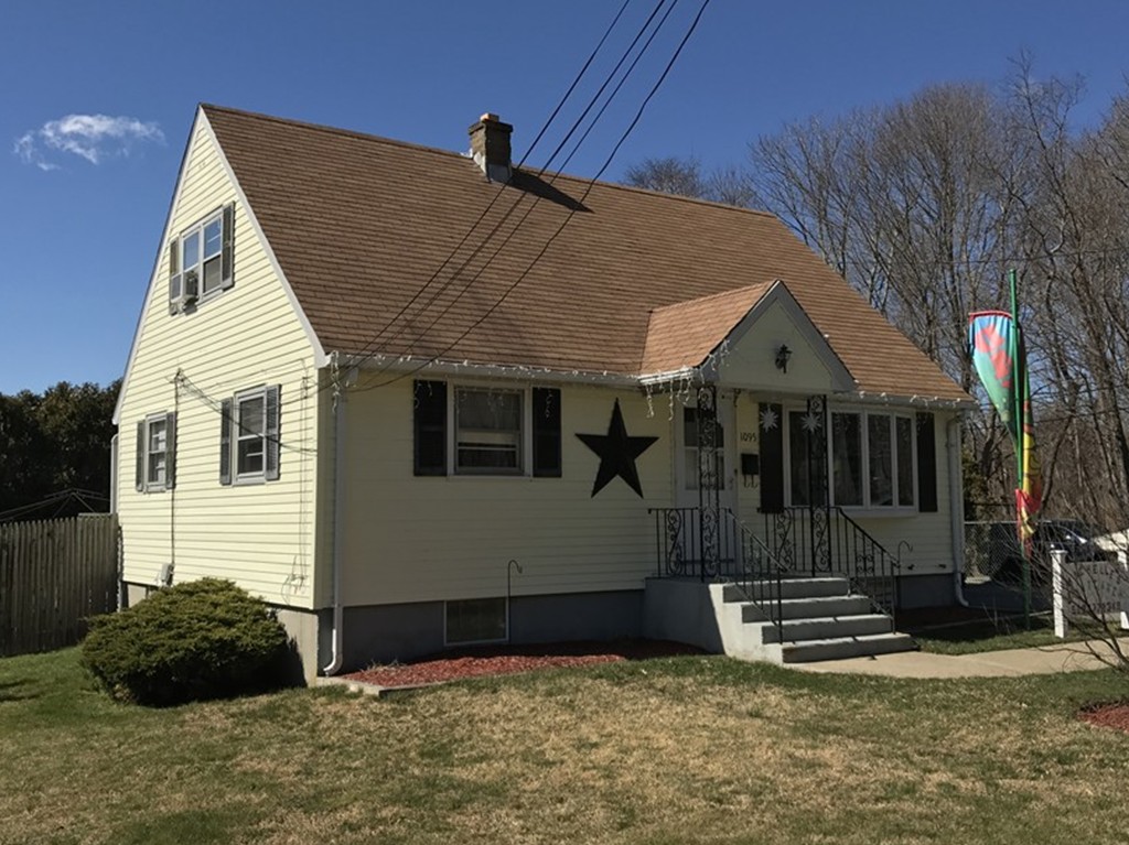 1095 Brayton Point Road Somerset, MA 02725 - Photo 1 of 17 Gallery Image 1