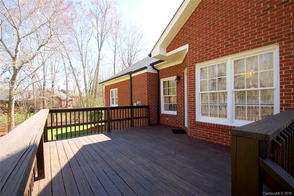 8135 Stevens Mill Road Matthews, NC 28104 - Photo 4 of 18 Gallery Image 4