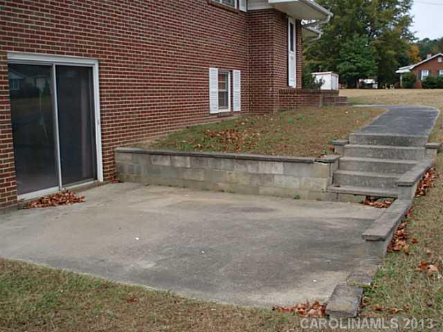 707 West Rice Street Landis, NC 28088 - Photo 11 of 16 Gallery Image 11