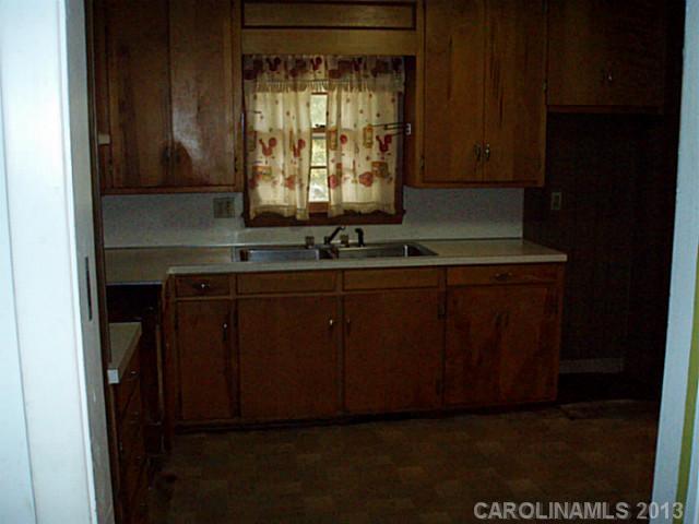 707 West Rice Street Landis, NC 28088 - Photo 6 of 16 Gallery Image 6