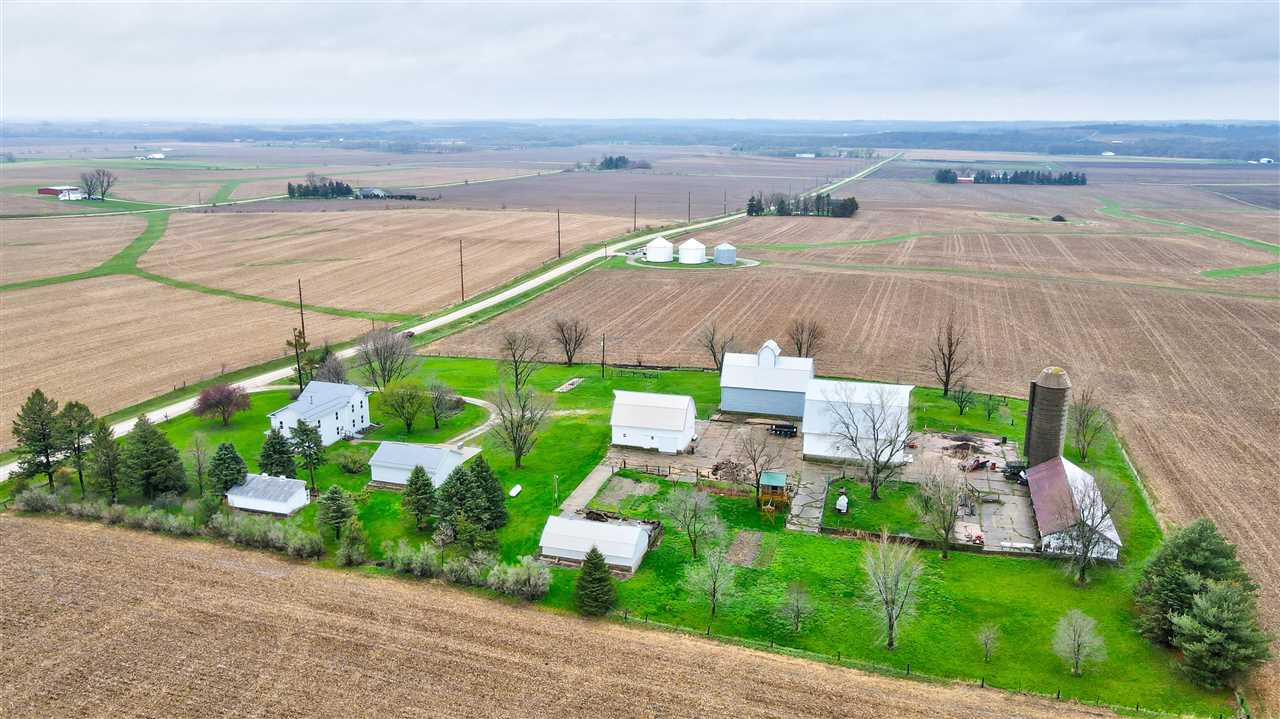 356 McClelland Road Mount Vernon, IA 52314 - Photo 2 of 46 Gallery Image 2