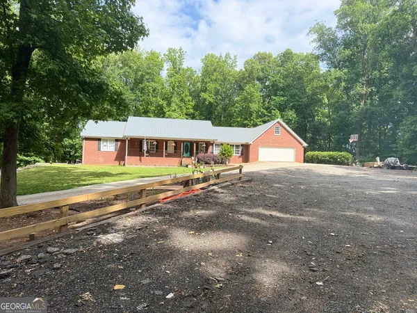 $990,000 | 4580 Hopewell Road, Cumming, GA 30028