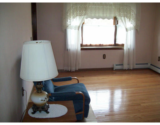 180 Country Road Agawam, MA 01001 - Photo 11 of 28 Gallery Image 11