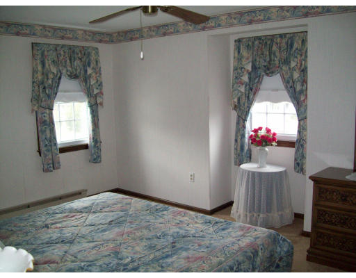 180 Country Road Agawam, MA 01001 - Photo 15 of 28 Gallery Image 15