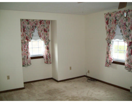 180 Country Road Agawam, MA 01001 - Photo 18 of 28 Gallery Image 18
