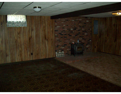 180 Country Road Agawam, MA 01001 - Photo 21 of 28 Gallery Image 21