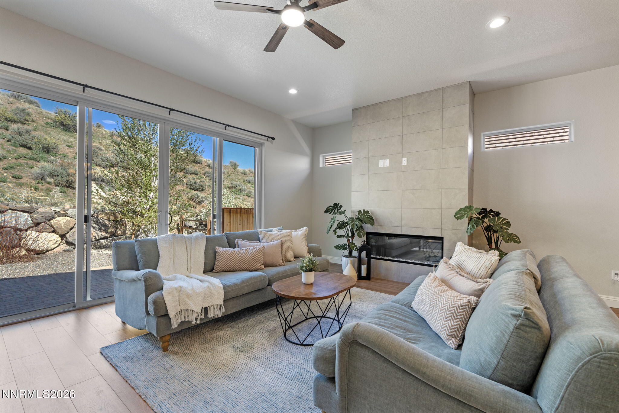 8775 Twelve Moons Court Reno, NV 89523 - Photo 7 of 45 13-web-or-mls-DSC04560