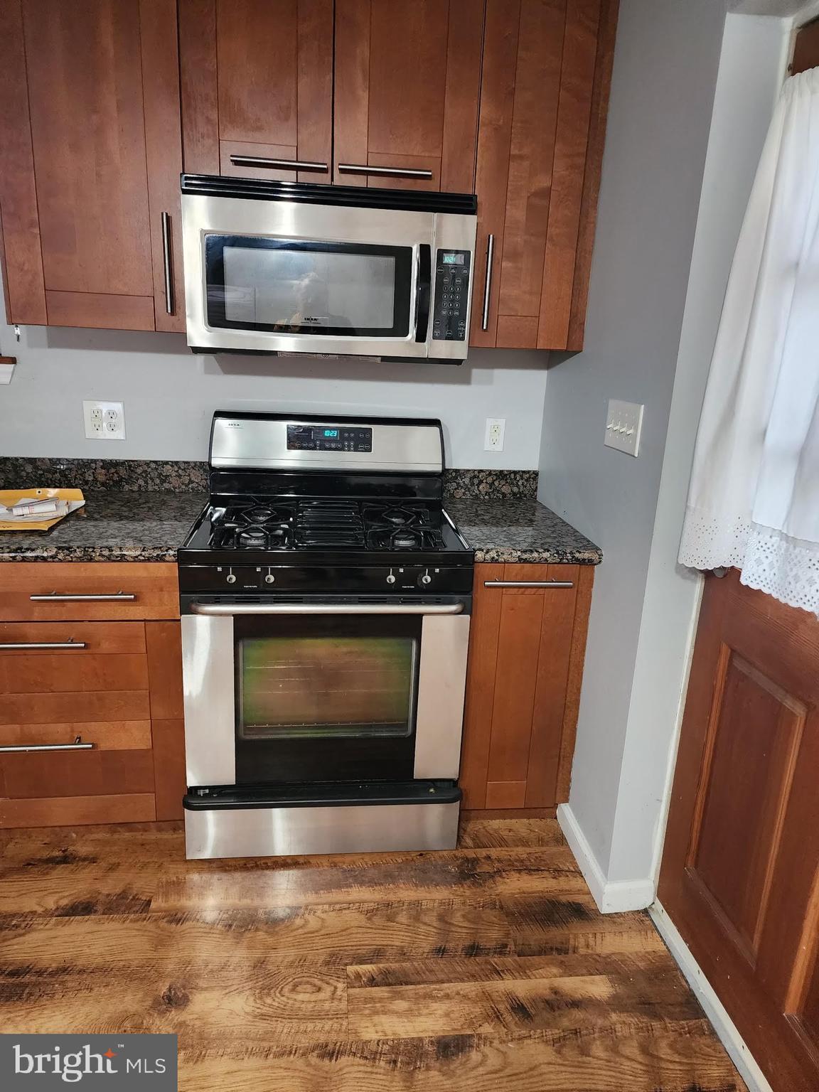 262 Swedesboro Road, Unit C Gibbstown, NJ 08027 - Photo 7 of 8 Kitchen area