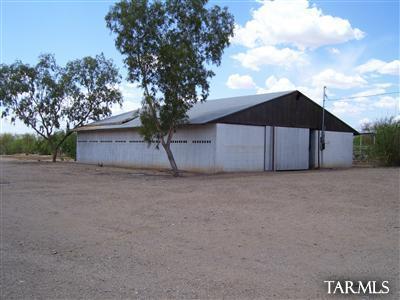 4040 South Deaver Road Tucson, AZ 85735 - Photo 1 of 5