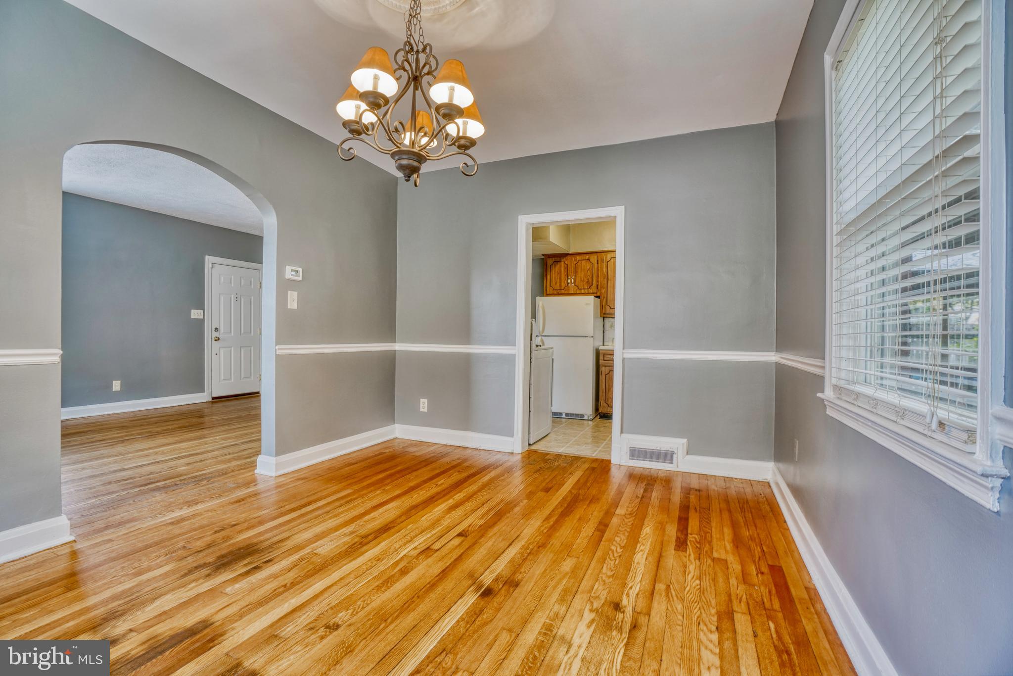 28 Briarwood Road Baltimore, MD 21228 - Photo 9 of 33 Gallery Image 9