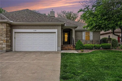 $389,500 | 4128 Southwest Minnesota Drive, Lee's Summit, MO 64082