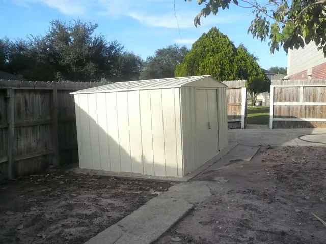 $255,000 | 6307 Sutton Meadows Drive, Houston, TX 77086