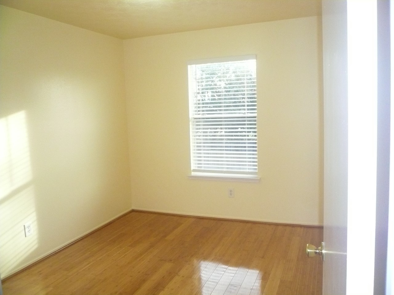 6307 Sutton Meadows Drive Houston, TX 77086 - Photo 9 of 17 bedroom