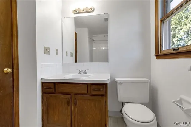 $1,900 | 276 Tennyson Terrace, Amherst, NY 14221