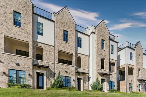 $699,900 | 5428 Tomlinson Drive, Irving, TX 75039