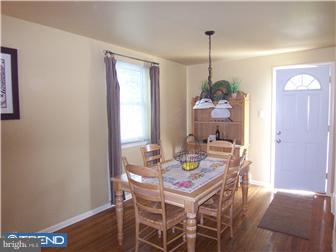 318 Poplar Road Flourtown, PA 19031 - Photo 3 of 12 Dining Room