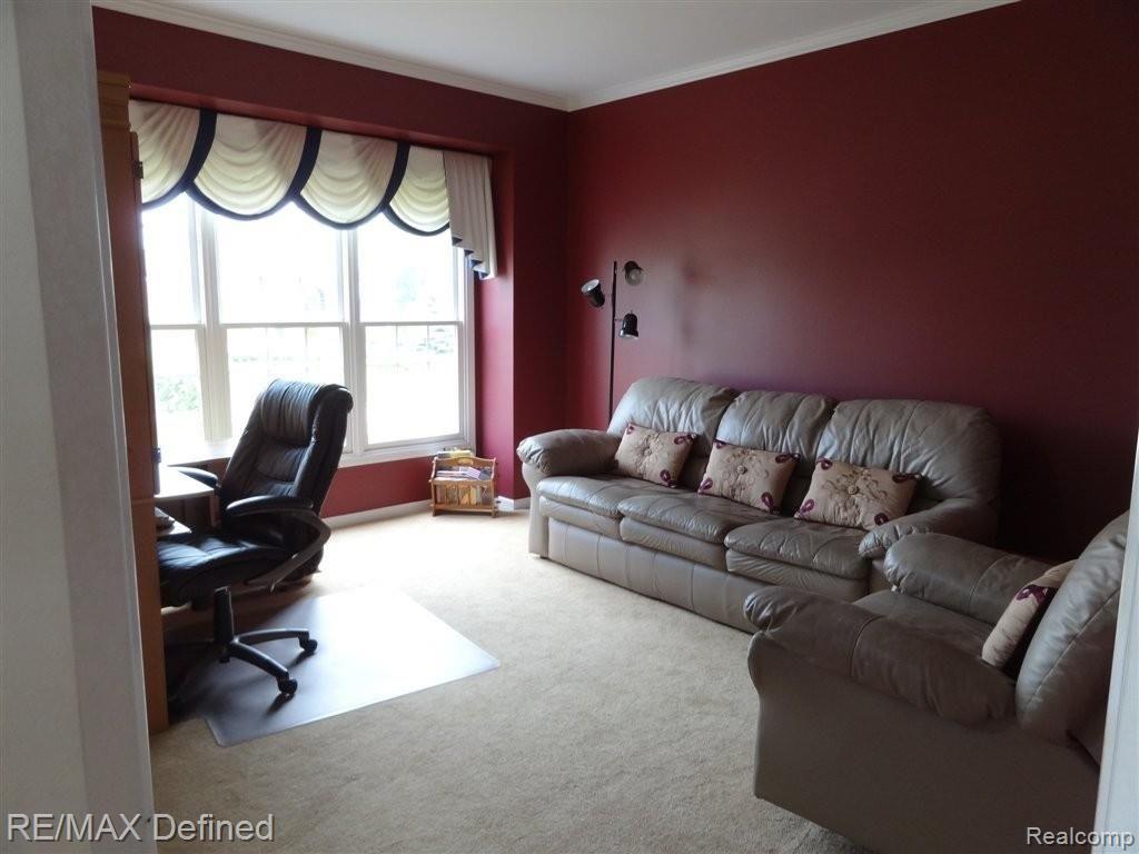 3976 Red Root Road Lake Orion, MI 48360 - Photo 21 of 24 DSC03870.JPG