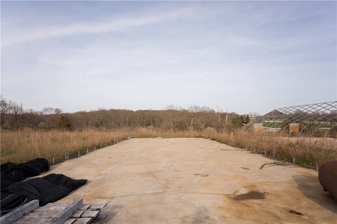3572 Main Road Tiverton, RI 02878 - Photo 17 of 40