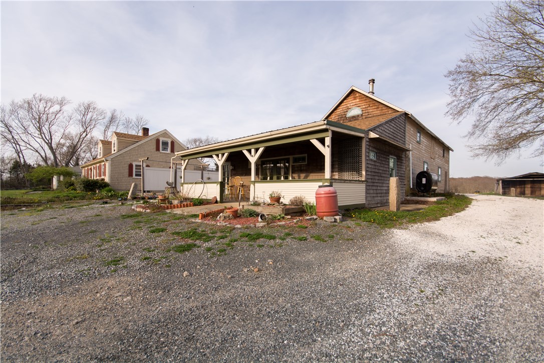 3572 Main Road Tiverton, RI 02878 - Photo 7 of 40