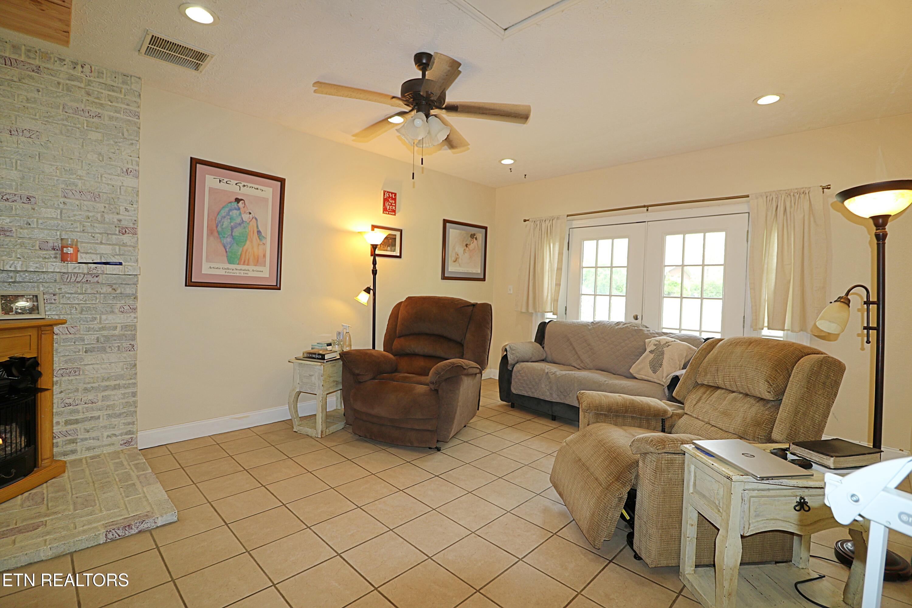 720 Cooper Lake Road Oneida, TN 37841 - Photo 15 of 47 094A3545
