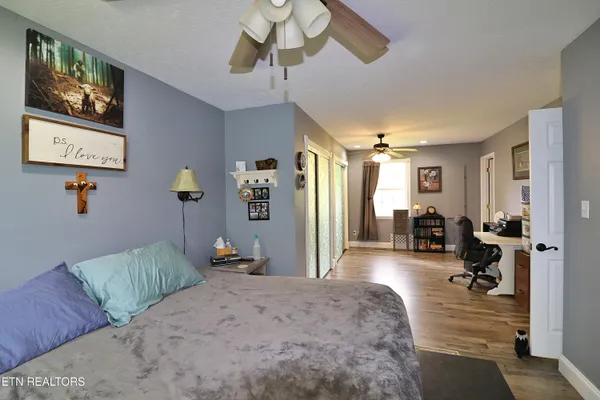 $257,000 | 720 Cooper Lake Road, Oneida, TN 37841
