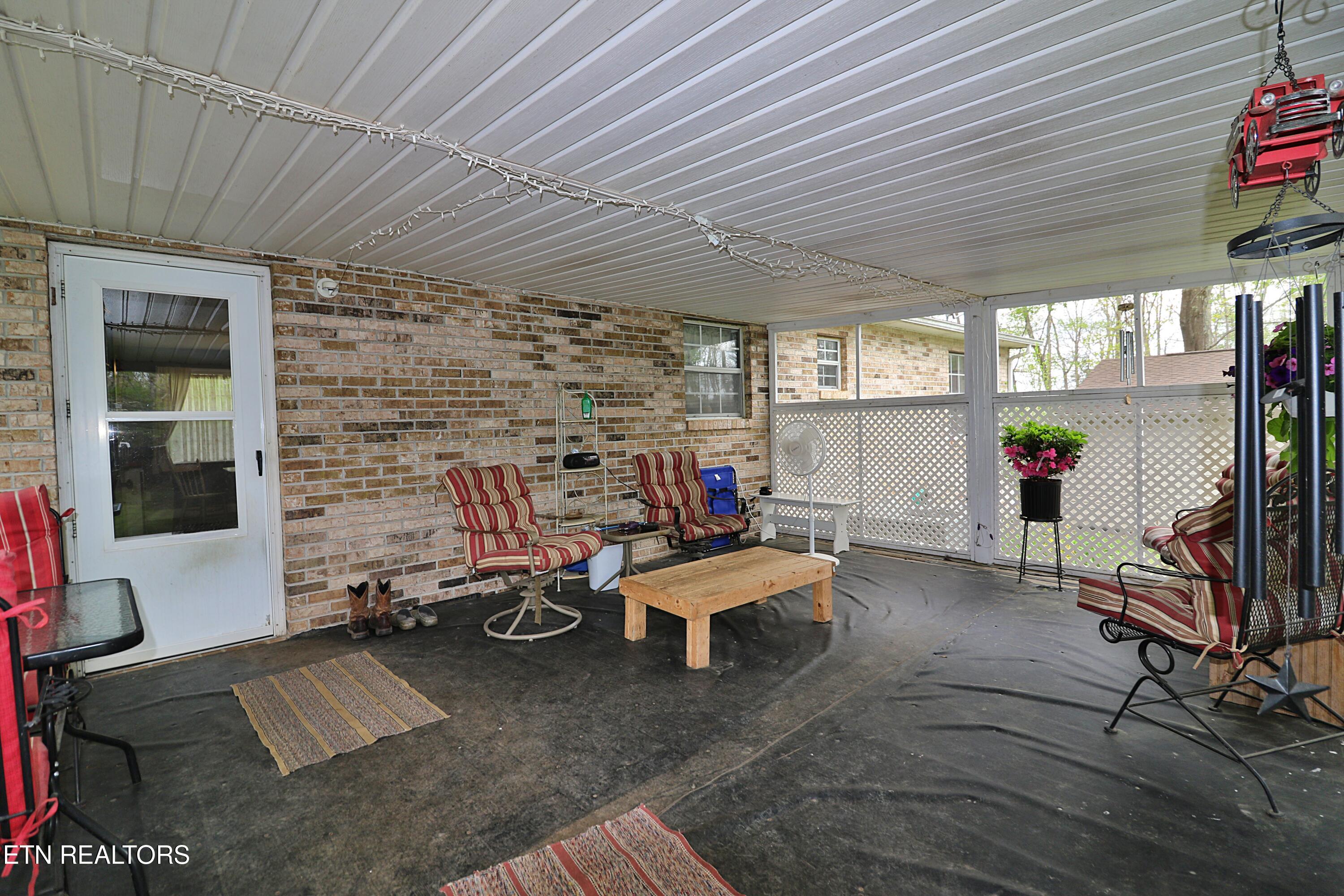 720 Cooper Lake Road Oneida, TN 37841 - Photo 29 of 47 094A3515