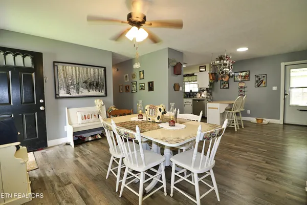 $257,000 | 720 Cooper Lake Road, Oneida, TN 37841