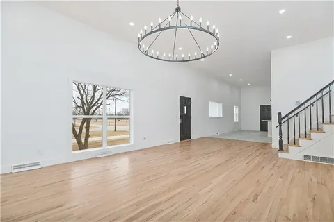 $449,000 | 9901 Countryside Road, Lenexa, KS 66215