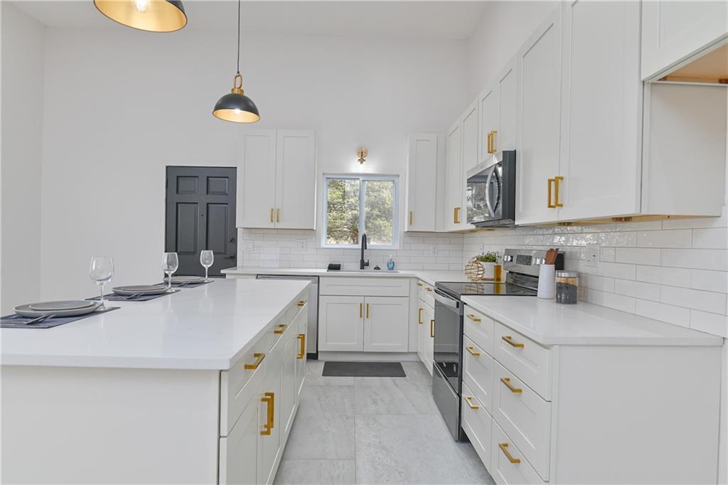 9901 Countryside Road Lenexa, KS 66215 - Photo 37 of 52