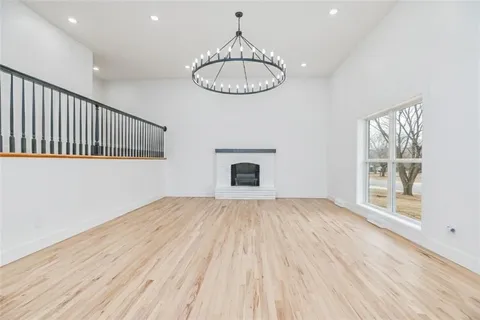 $449,000 | 9901 Countryside Road, Lenexa, KS 66215