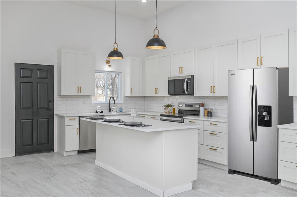 9901 Countryside Road Lenexa, KS 66215 - Photo 9 of 52