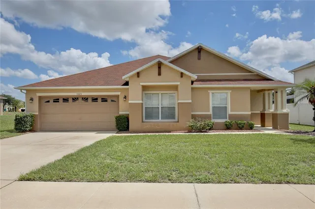 $2,375 | 3325 St Martin Lane, Clermont, FL 34711