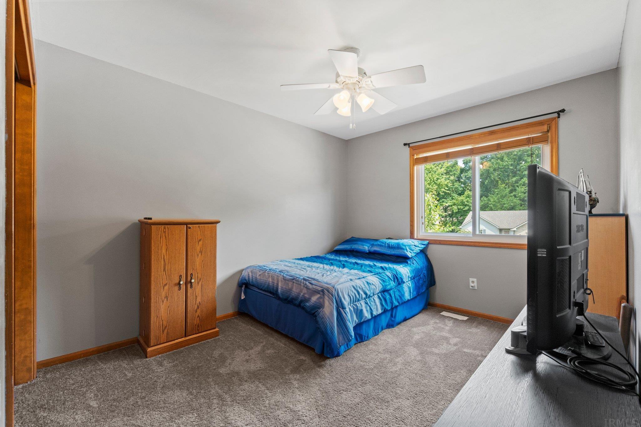 8633 Spring Forest Drive Fort Wayne, IN 46804 - Photo 14 of 24 Gallery Image 14