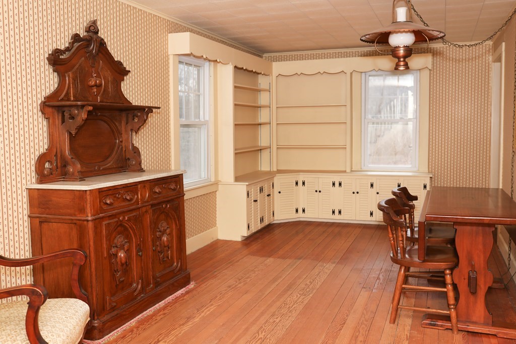 1630 Ratley Road Suffield, CT 06093 - Photo 7 of 23