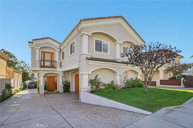 $1,699,000 | 1912 Ruhland Avenue, Unit A, Redondo Beach, CA 90278